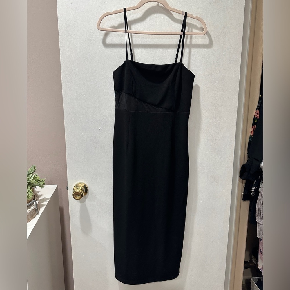 LIKE NEW 🖤 Lulu’s Midi Black Mesh Dress